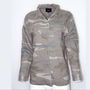 Rails XS-Sm Everette Camo Woman’s Button Shirt